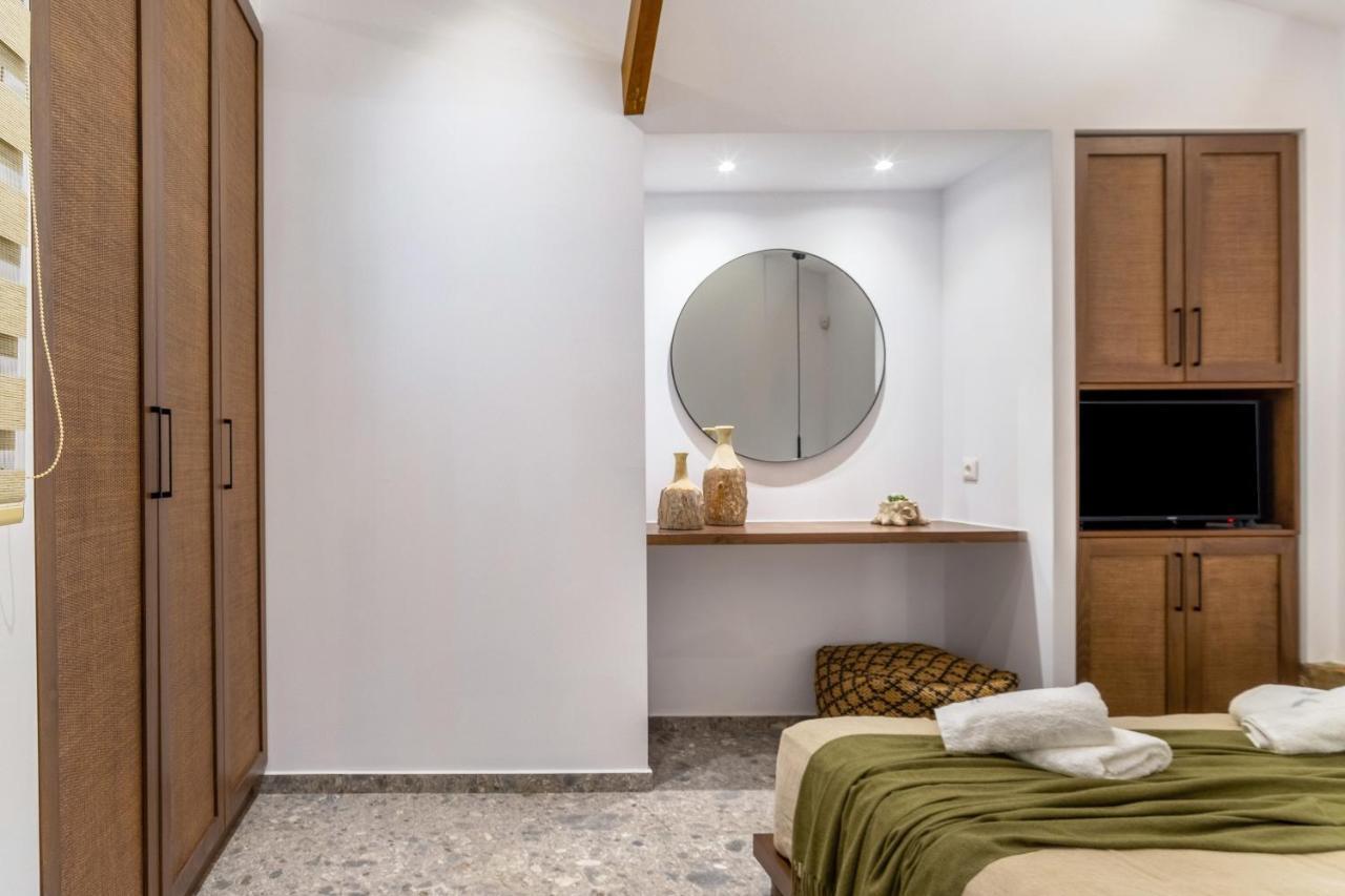 Wave, An Idyllic Seafront Suite By Nirousuites Kokkini Hani Ngoại thất bức ảnh